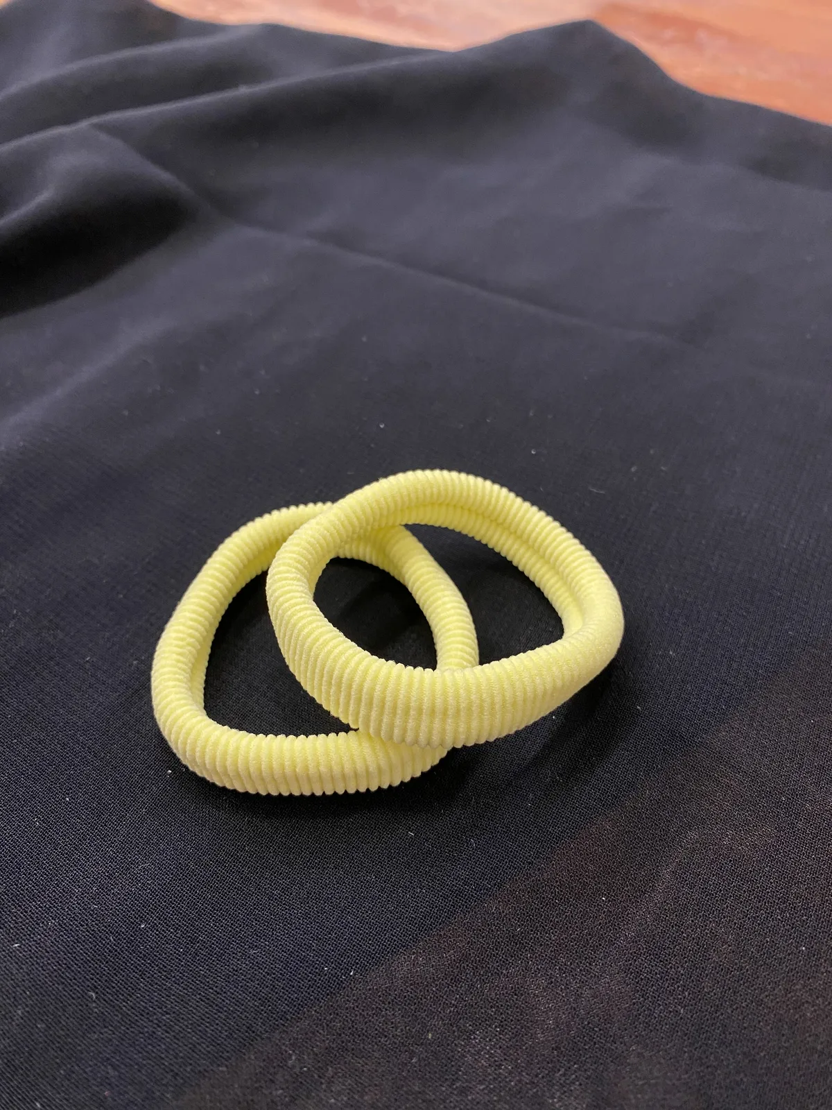 Ribbed Hair Bands Assorted Color Box thumbnail 4